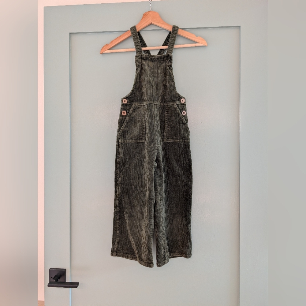 Rylee And Cru Olive Green Corduroy  Overalls 6/7